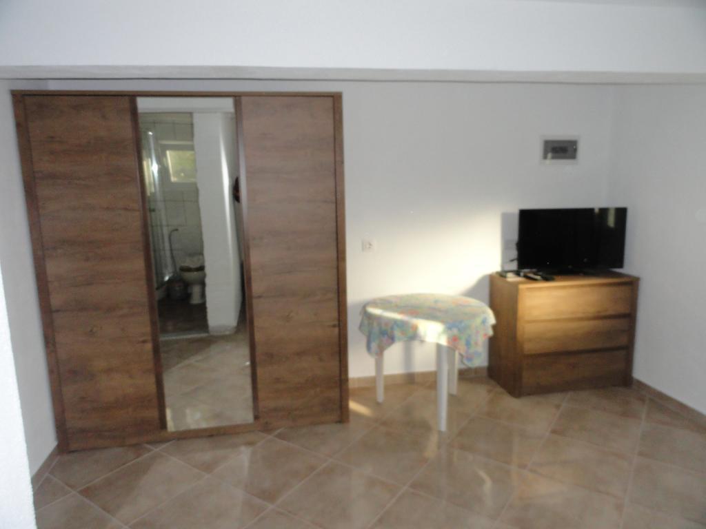 Delfini House Apartment Asprovalta Exterior photo